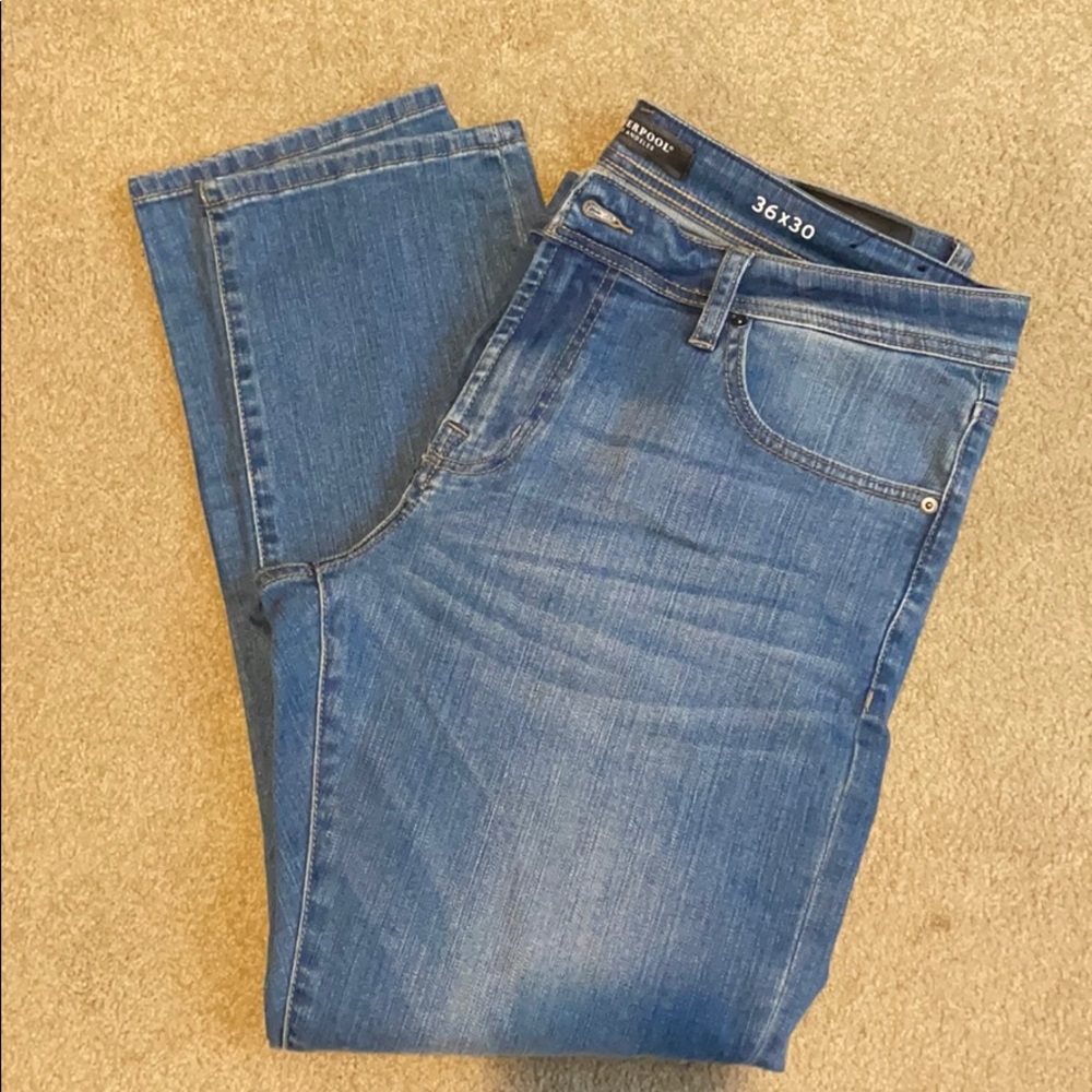 BRAND NEW Men’s Size 36 x 30 Jeans